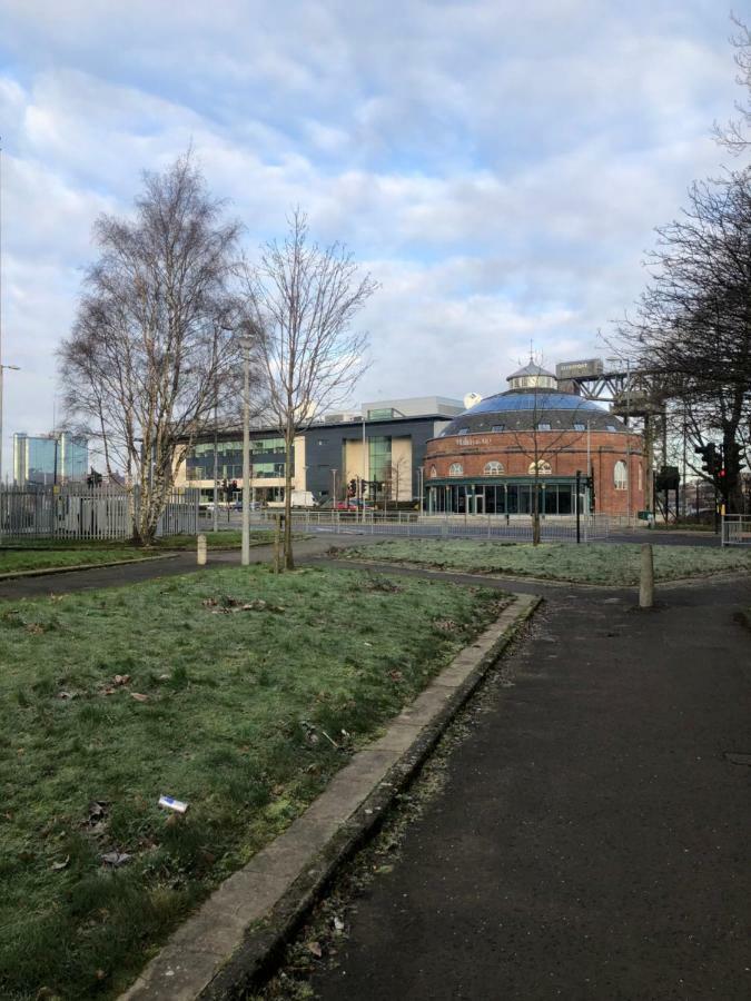 Riverside/Hydro Apartment With Parking Glasgow Exterior foto